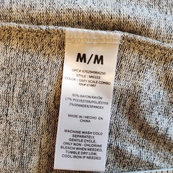 Olivia Sky Long Open Front Gray Shawl Sweater Women's Size M Soft Poncho Shrug - Picture 10 of 10